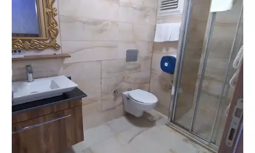 هتل کریستال وان